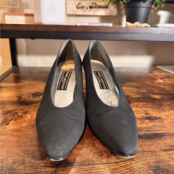 Stuart Weitzman Women's Black Kitten Heel Pumps Size 9.5 AA - Picture 9 of 12